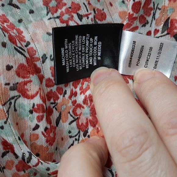 Torrid pink floral crinkle chiffon smocked blouse, size 6X, NWT - Picture 12 of 12